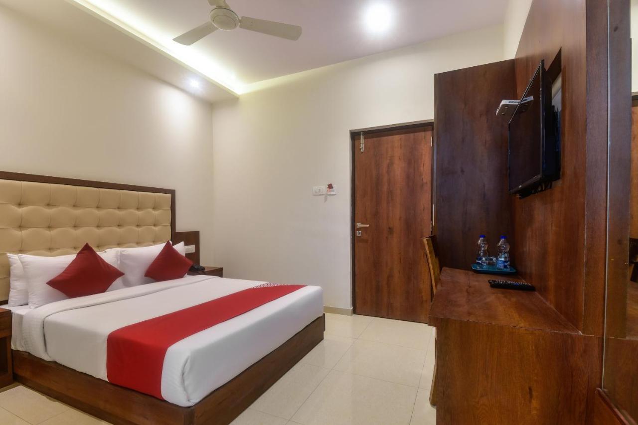 Hotel Oyo Shubham Residency Bhiwandi Exterior foto